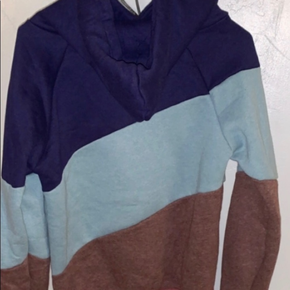 Sweatshirt - Picture 2 of 2